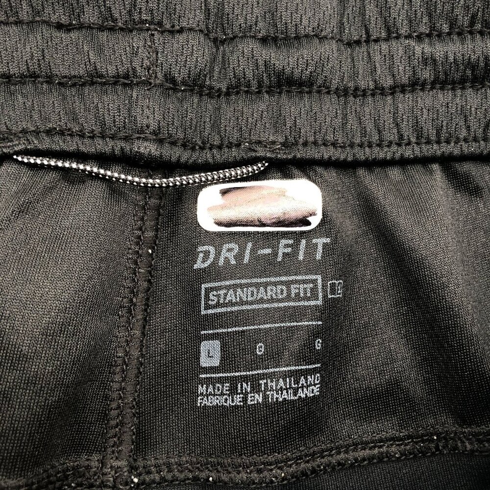 Nike Dri-FIT Boys Training Shorts Pockets Logo Black L - Picture 5 of 7